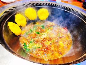 Zao Ba Xian Guo Bian Dun (Haitai Ju Branch)