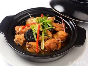 Lao You Ji Huang Pen Chicken Rice (Wen Hua West Street Branch)
