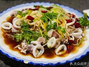 Sushu Kitchen Pan-Fried Dumplings