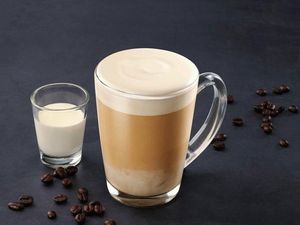 Houhai Coffee (Philen Branch)