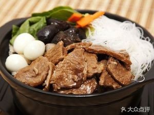 Pang BoBo Huangfen Chicken Rice (Emei Road Branch)