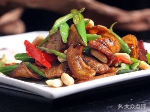 Deed and Flavor Private Kitchen (Luoxi Branch)