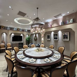 Hongliu Hua Xinjiang Special Restaurant (Wanda Plaza Store)