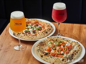 Hideaway Temple · Craft Beer · Italian Pizza