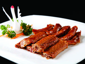 Jun Ding Tang Chef's Spicy Seafood Cuisine (Dongshan Kou Branch)