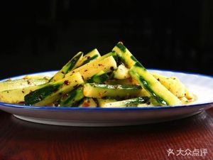 Northeast Dumpling House (Donghua West Road Store)