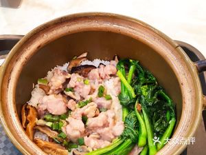 Tongjie's Pressure Cooker Rice (Bailing Business Building Branch)