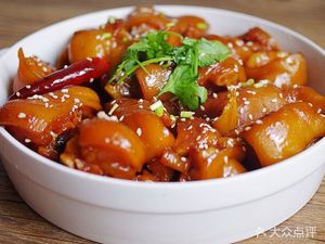 Xinji Traditional Bamboo Lift Noodles