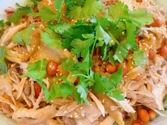 Qiuying Hand-Torn Chicken