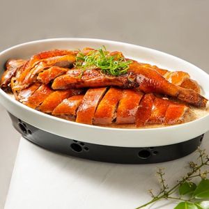 Bai Niao Lin Fruit Wood Roast Goose