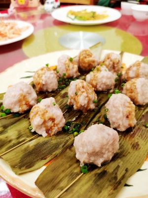 Litchi Emperor Farmhouse