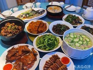 Liquan Holiday Resort Villa