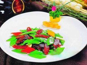 Kunji Authentic Longjiang Pig Trotter Rice (Funing Road Branch)