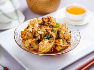 Yibin Burning Noodles (Yijing Mingyuan Store)