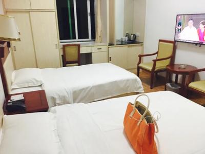 Silver Phoenix Restaurant