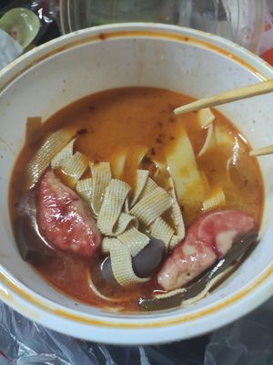 Minxi Home Spicy Hot Pot & Mixed Dishes (Quizhuang Branch)