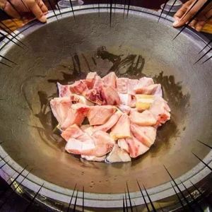 Lao Liu Ecological Fish Restaurant - Iron Pot Stewed Fish (Saimachang Branch)