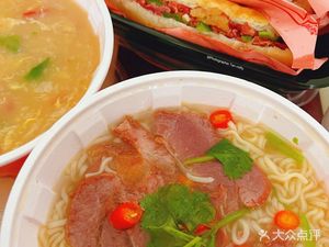 Shi Ji Donkey Meat Fire Cake (Jingxi Branch)