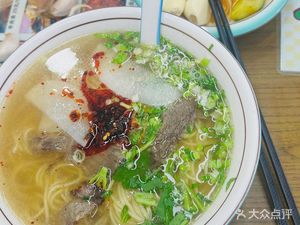 Lan Ding Feng Premium Beef Noodles (Tonghe Store)