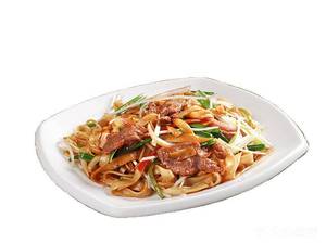 Spicy and Aromatic Chaowei Soup Noodles & Rice Noodles