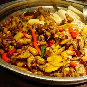 Guiyang Liu Yi Shou Roast Fish & Sichuan Cuisine (Niting Commercial Center, University Town Branch)