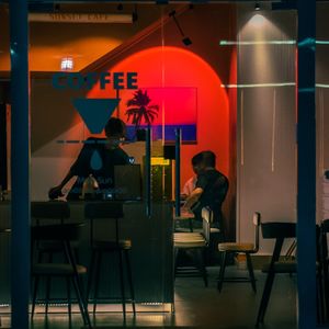 SUNSET 日落咖啡 (Dagang Branch)