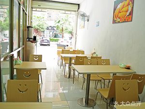 Zhen Zhen French Cheese (Jiangjiao Market Store)