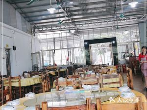 Fangma Tea Pot Roast Chicken