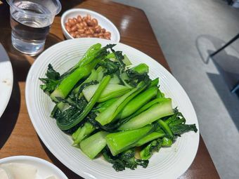 Human World Fireside Dining