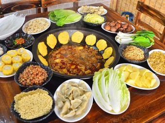 Northeastern Iron Pot Stew (Taihe Branch)