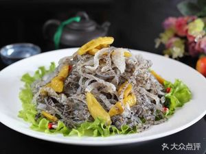 Qiu's Puning Rice Noodle Rolls