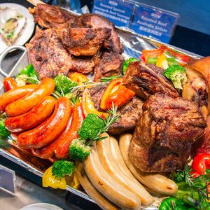 Guangzhou Tower Xuanji Mediterranean Buffet Rotating Restaurant