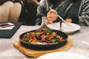 Qingzhen Honghui Western Restaurant (Yidong Building Store)