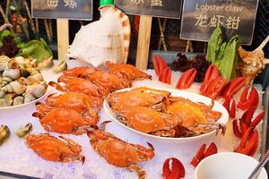 Guangzhou Garden Hotel • Ling Xuan Ge Rotating Restaurant CAROUSEL360