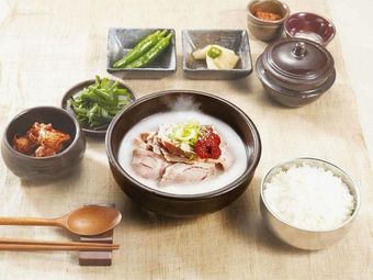 Guan Family Heritage Soup Noodles · Rice Noodles · Steamed Rice Rolls