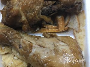 Huang Ji Longjiang Pork Trotter Rice (Hequn Road Store)