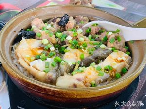 Tian Wei Stewed Claypot Rice (Poly Lai Apartment Branch)