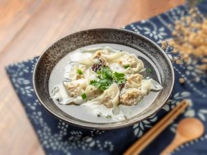 Fresh Cloud Dumpling Shop