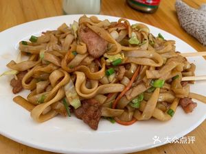 Liangji Rice Noodle Roll Shop (Dalong Luo Jia Village Branch)