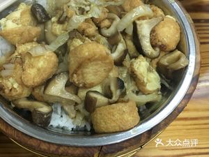Xiangjiang Wooden Bucket Rice (Xiongguo West Road Branch)