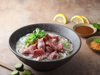 Niu Peng · Beef Rice Noodles Soup