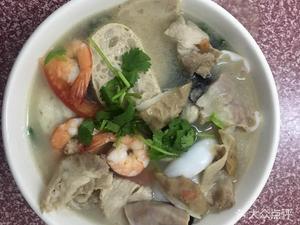 Shantou Zou Rou · Gohan · Rice Noodles & Soup