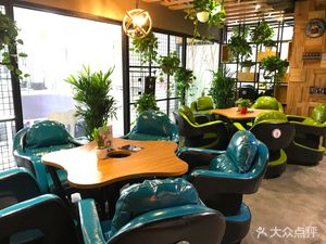 Point Gaming Club · Coffee & Light Meals