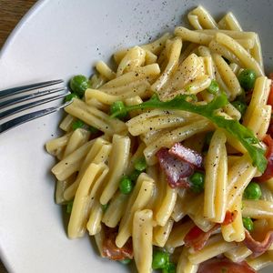 Bologna Italian Bistro (Gangding Store)