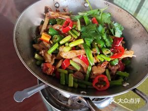 Yige Sour Fish (Shiji Branch)