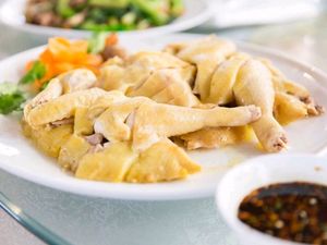 Fengting Farmhouse Cuisine & Night Snacks