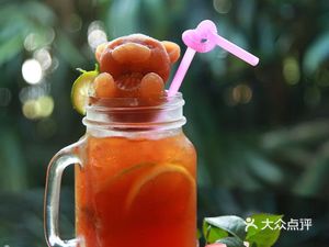 Wenxuan Yuan Coffee Book Bar
