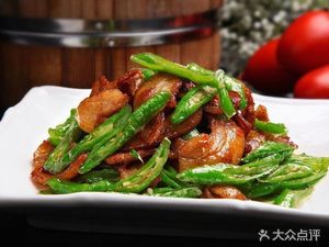 Xiang-Yue Family