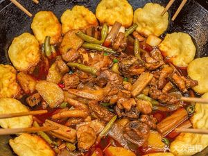Jin Huo Tun Northeast Iron Pot Stew Home Cooking (Dongpu Store)