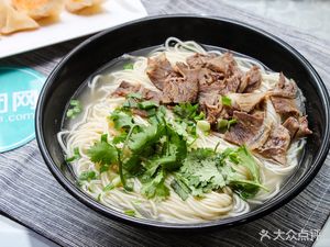 Uncle Huang's Beef Tripe Rice Noodles & Zhusheng Noodles (Xurìyàyuàn Branch)
